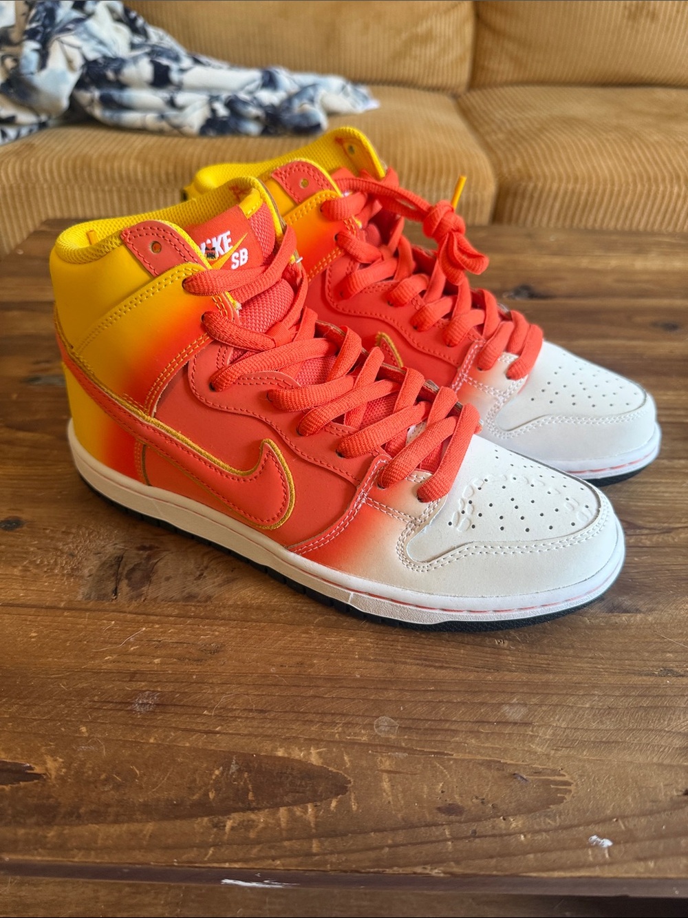 Nike SB Dunk High Candy Corn